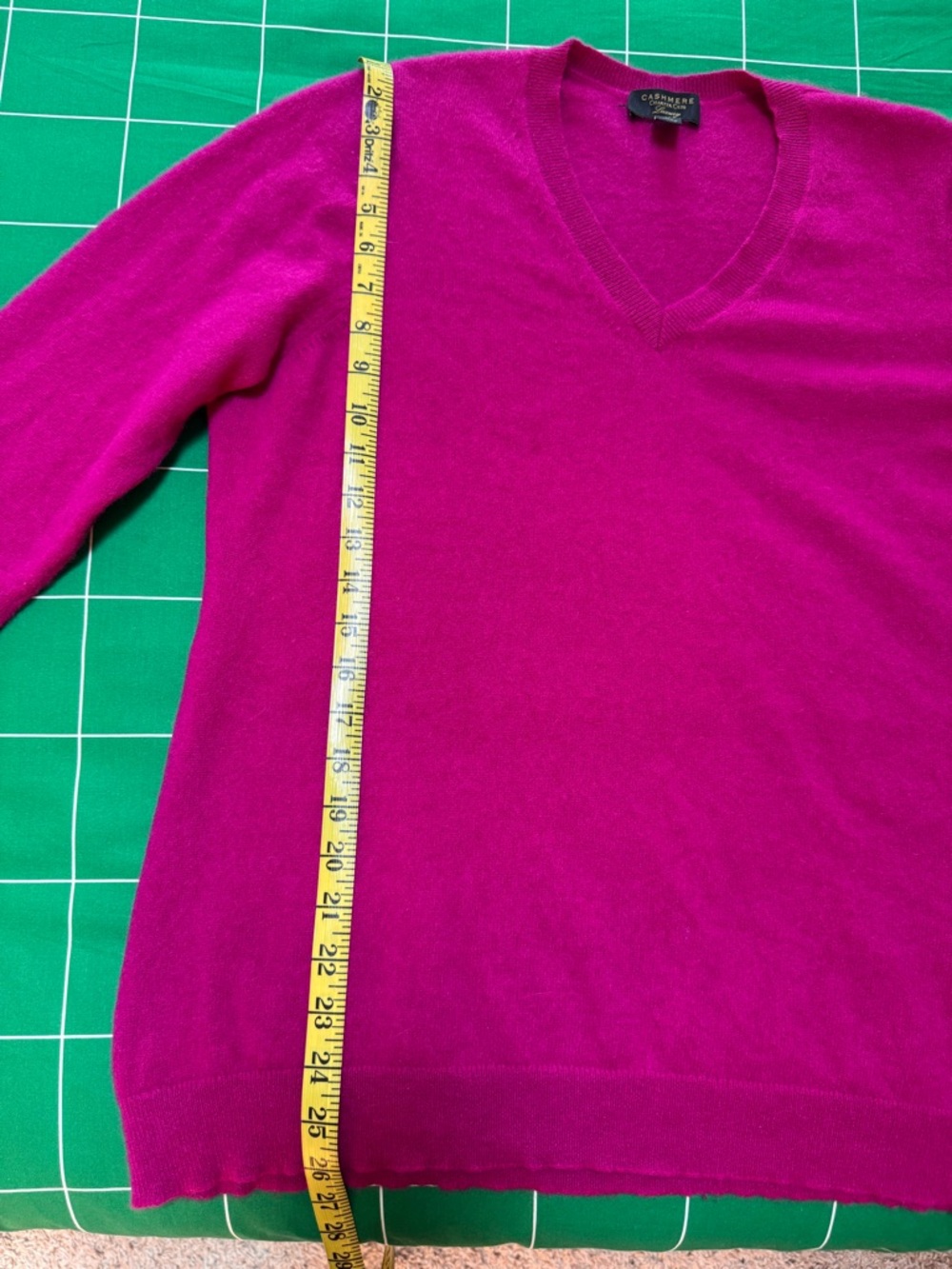 Cashmere V-Neck Sweater in Bright Fuchsia - Picture 3 of 5